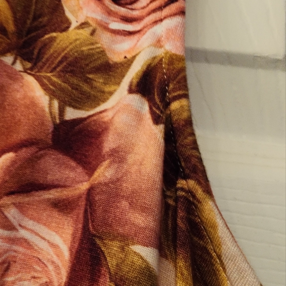 L'Agence Ressi Blush floral Print Jersey surplice front top in Pomelo Rose / SP - Picture 8 of 9